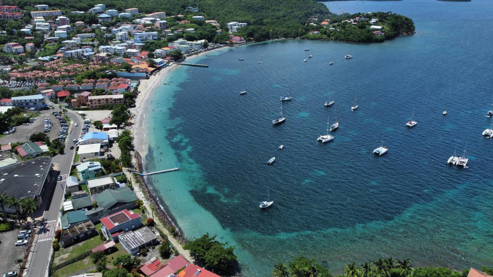 Apt 107 - Résidence touristique à l'anse Mitan accessible aux personnes à mobilité reduite Les Trois-Ilets Exterior foto